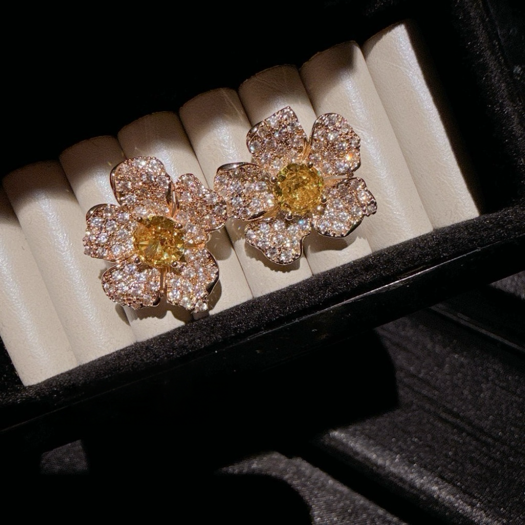 Retro blooming gemstone vine necklace 18K gold zircon earrings set