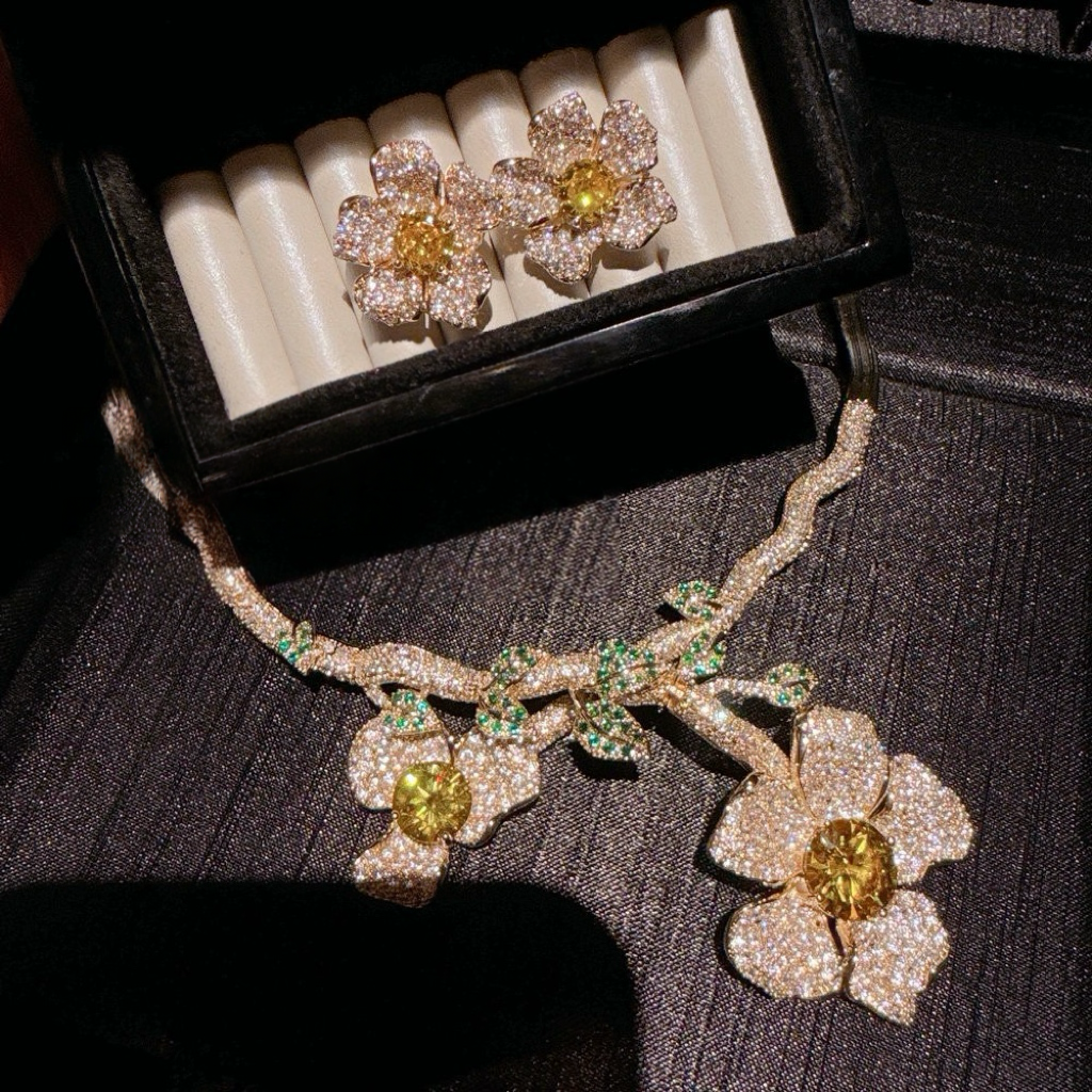 Retro blooming gemstone vine necklace 18K gold zircon earrings set
