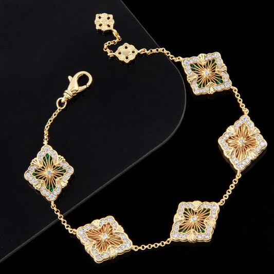 Retro court-style four-leaf clover beaded five-strand bracelet